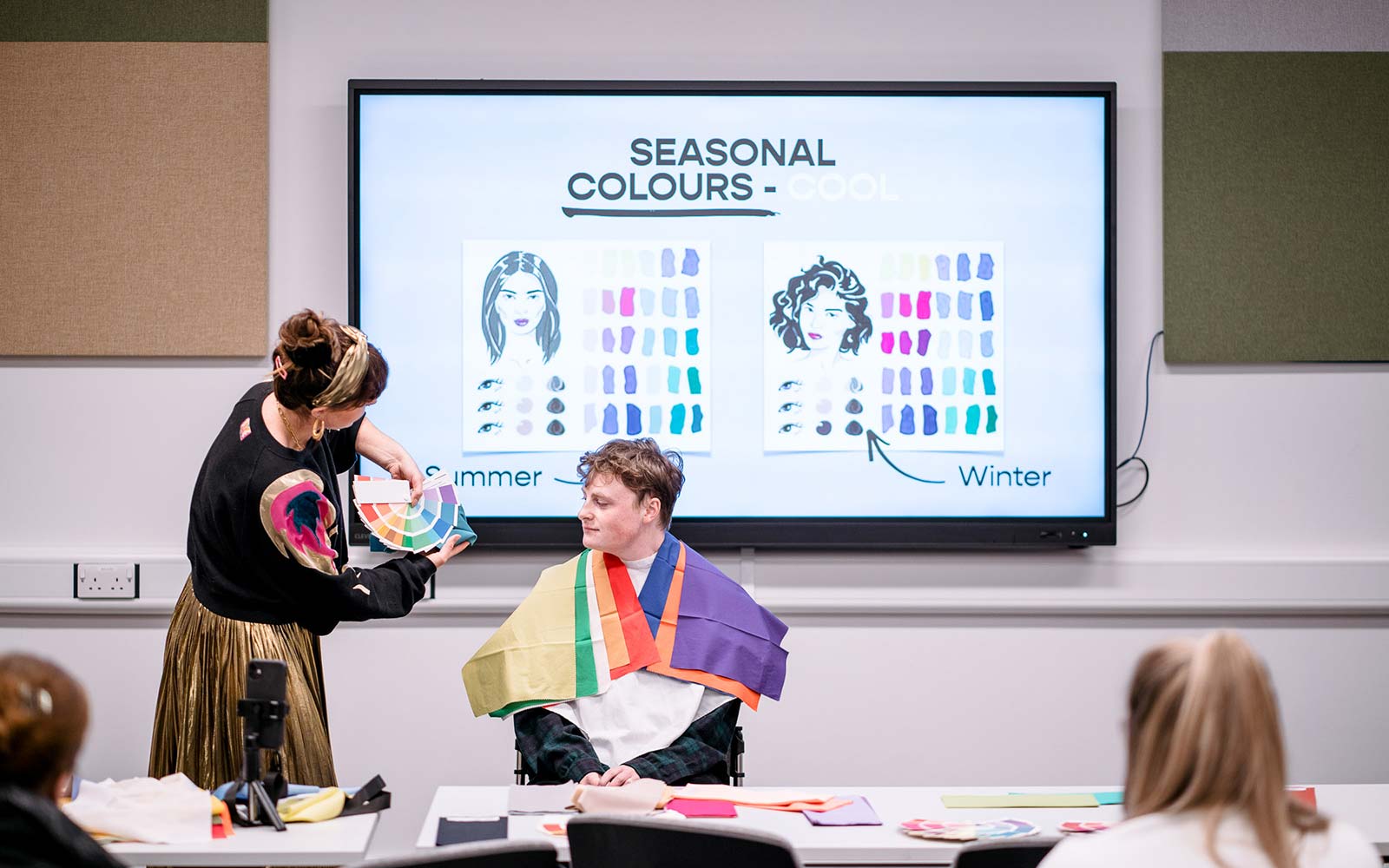 Fashion Marketing talk with a stylist and a student as a model.