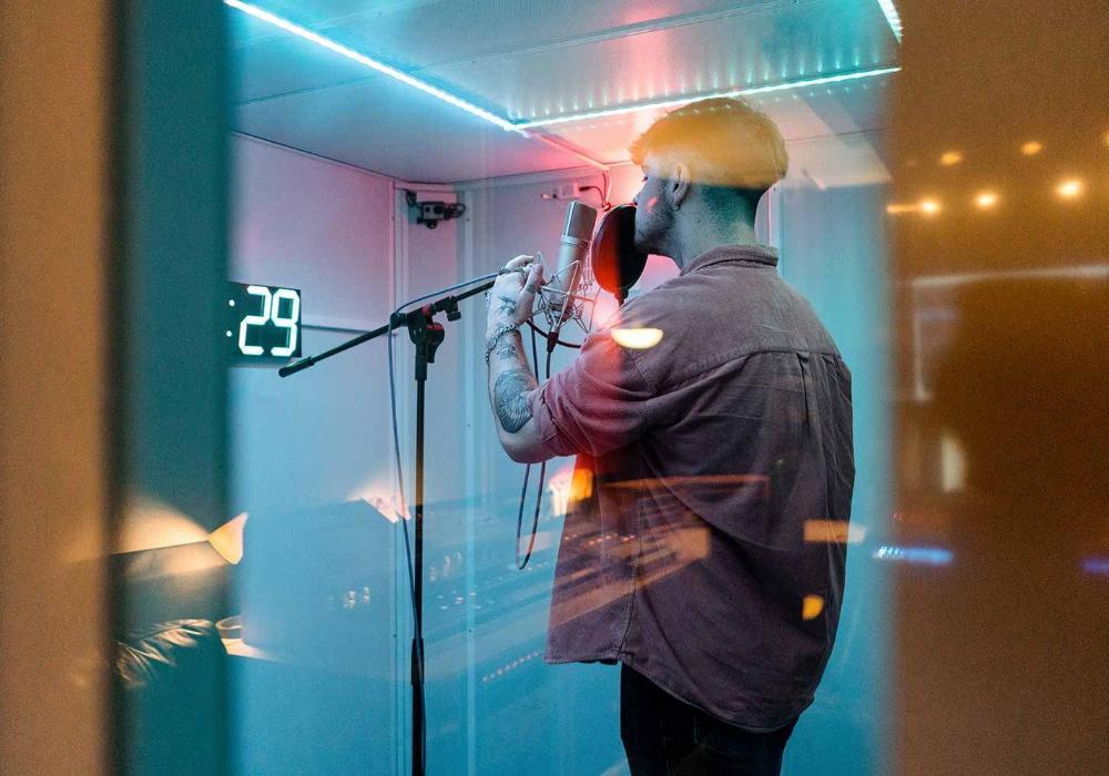 Mic in recording studio