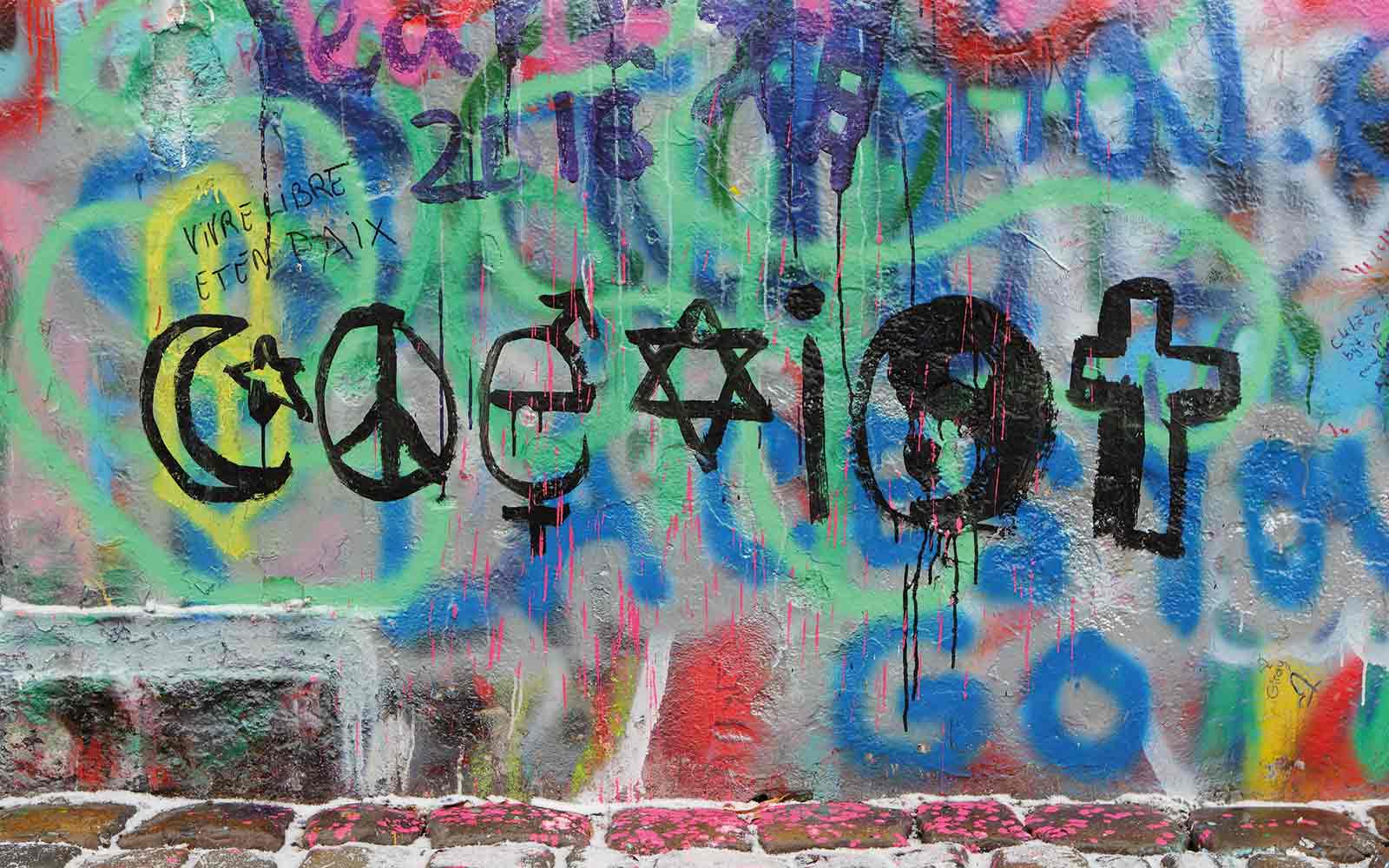 Cocreate graffiti on a wall