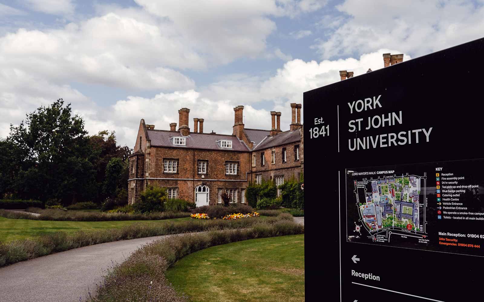 Lord Mayors Walk campus sign