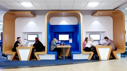 Students in the pod seating in Holgate building.