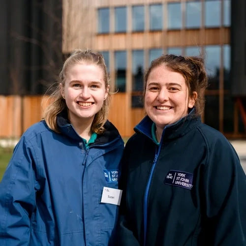 Two Student Ambassadors at a Decision Day event.