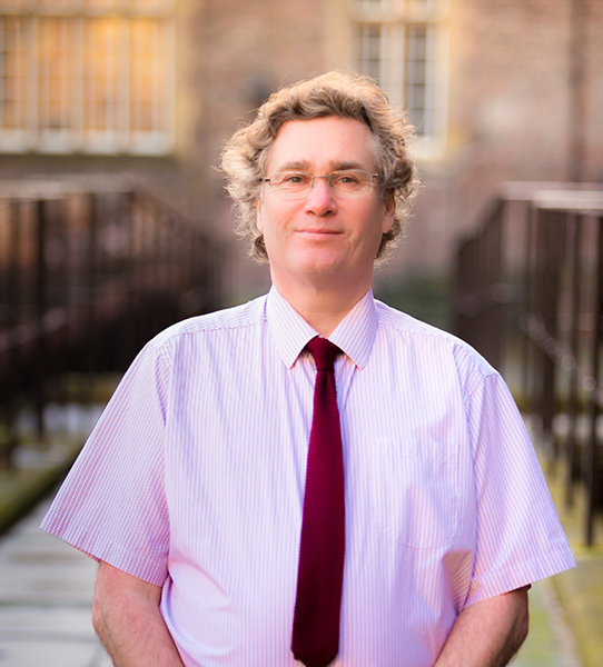 Dr Mike Hemmings