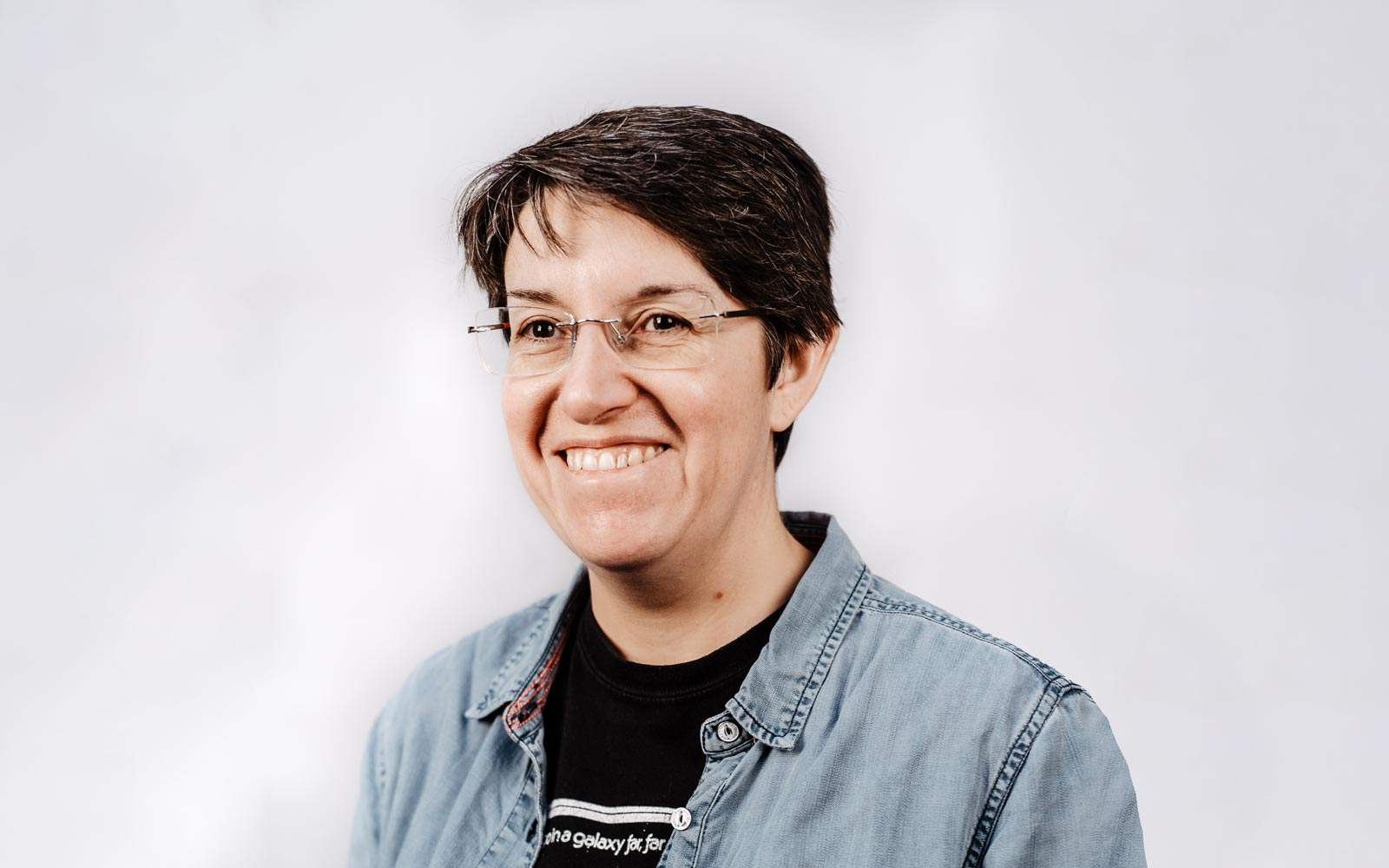 Staff profile image of Helen Sauntson