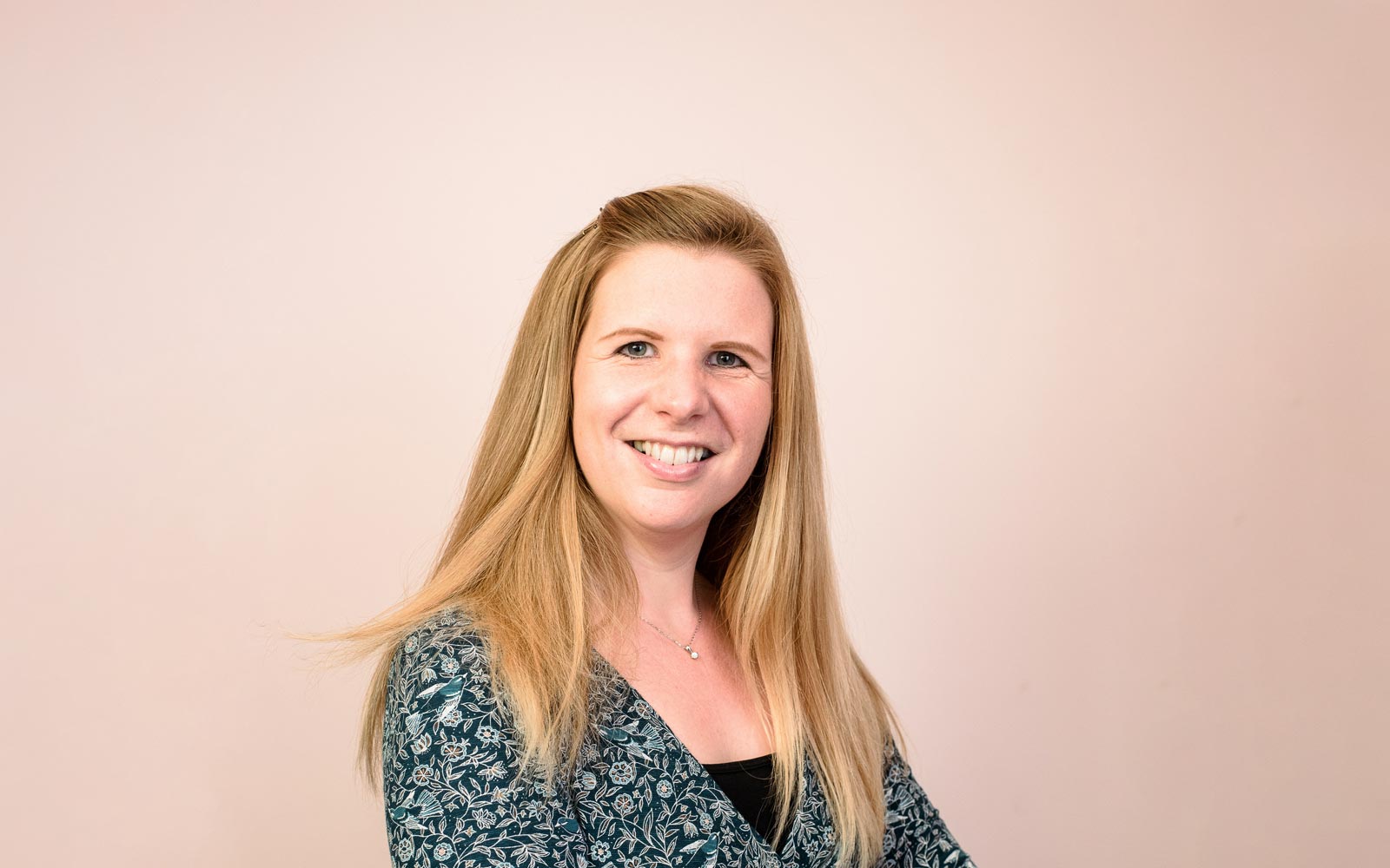 Staff profile image of Louise Whitfield