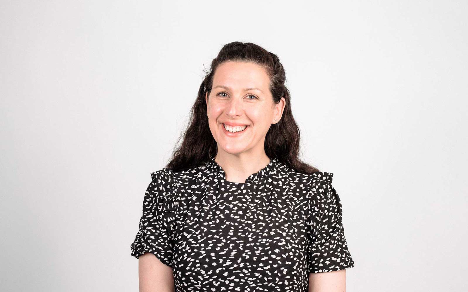 Staff profile image of Sarah Cooper